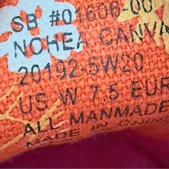 OluKai Nohea Canvas Slip Ons Orange Women’s Size 7.5 - Picture 2 of 8